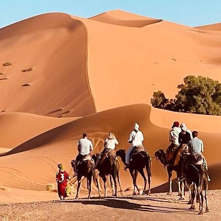 Camel Luxury Camp Bed & Breakfast Merzouga Bagian luar foto