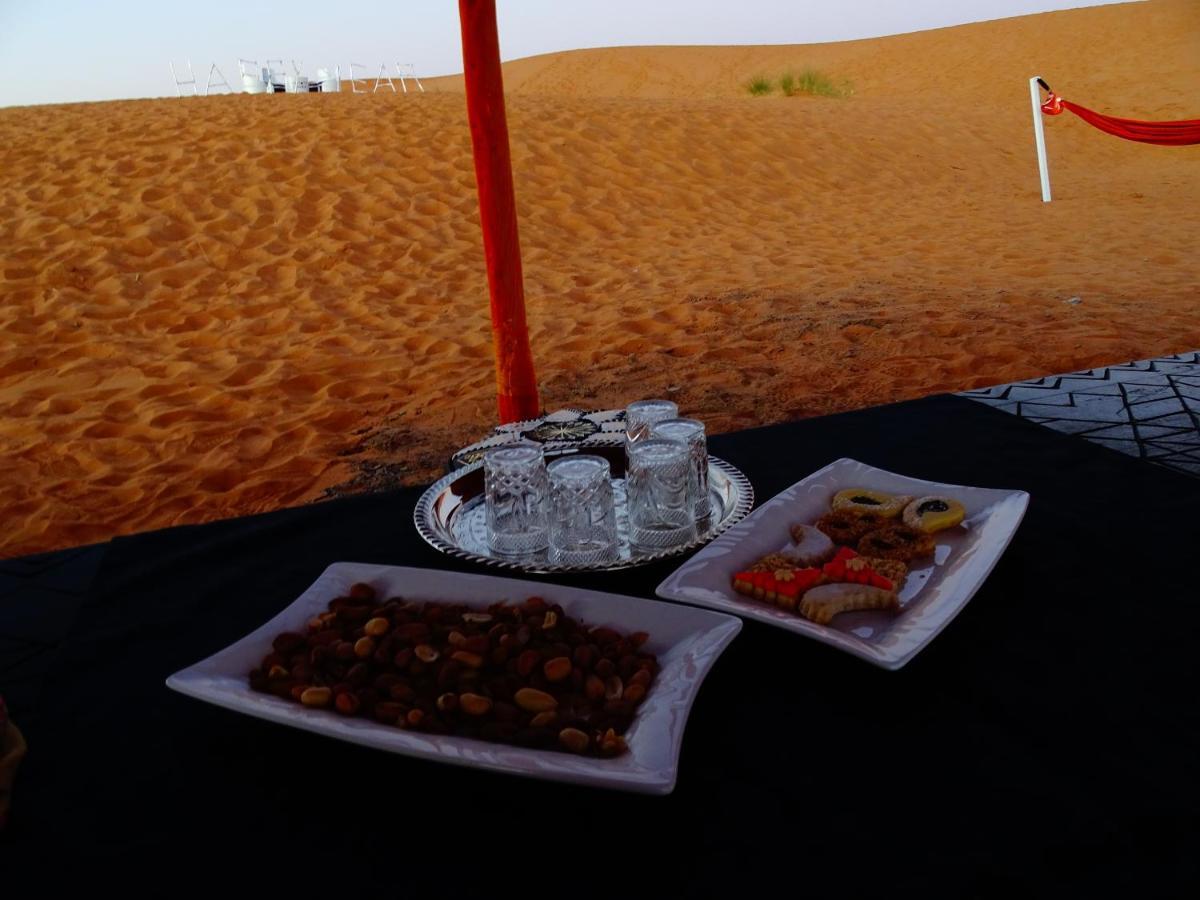 Camel Luxury Camp Bed & Breakfast Merzouga Bagian luar foto