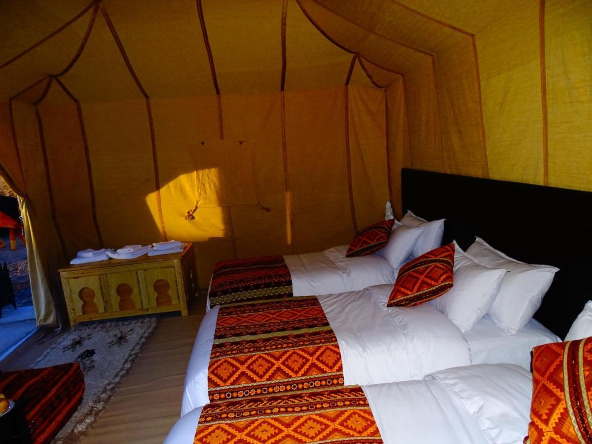 Camel Luxury Camp Bed & Breakfast Merzouga Bagian luar foto