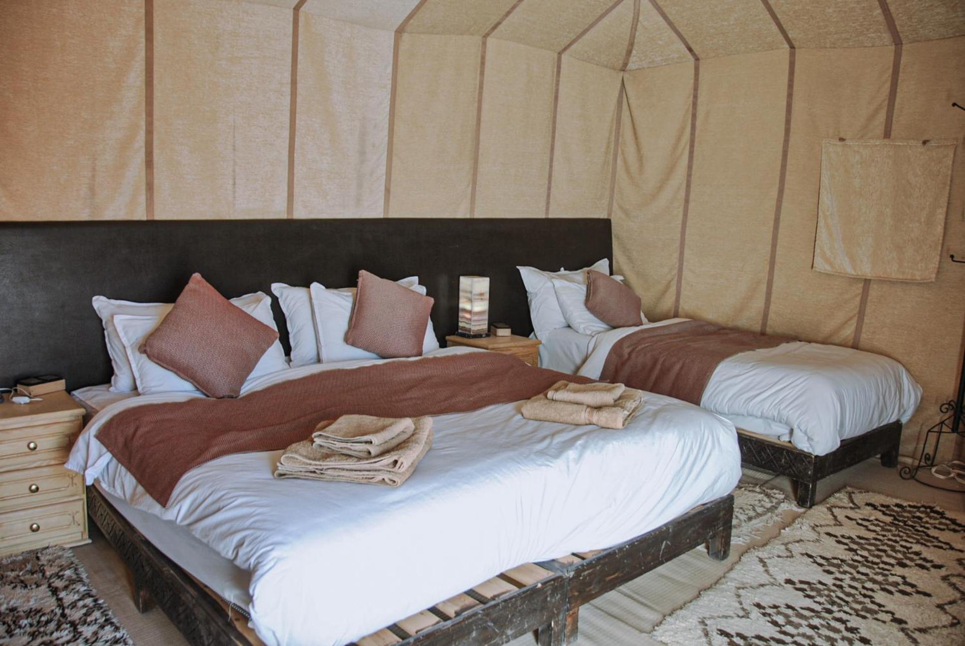 Camel Luxury Camp Bed & Breakfast Merzouga Bagian luar foto